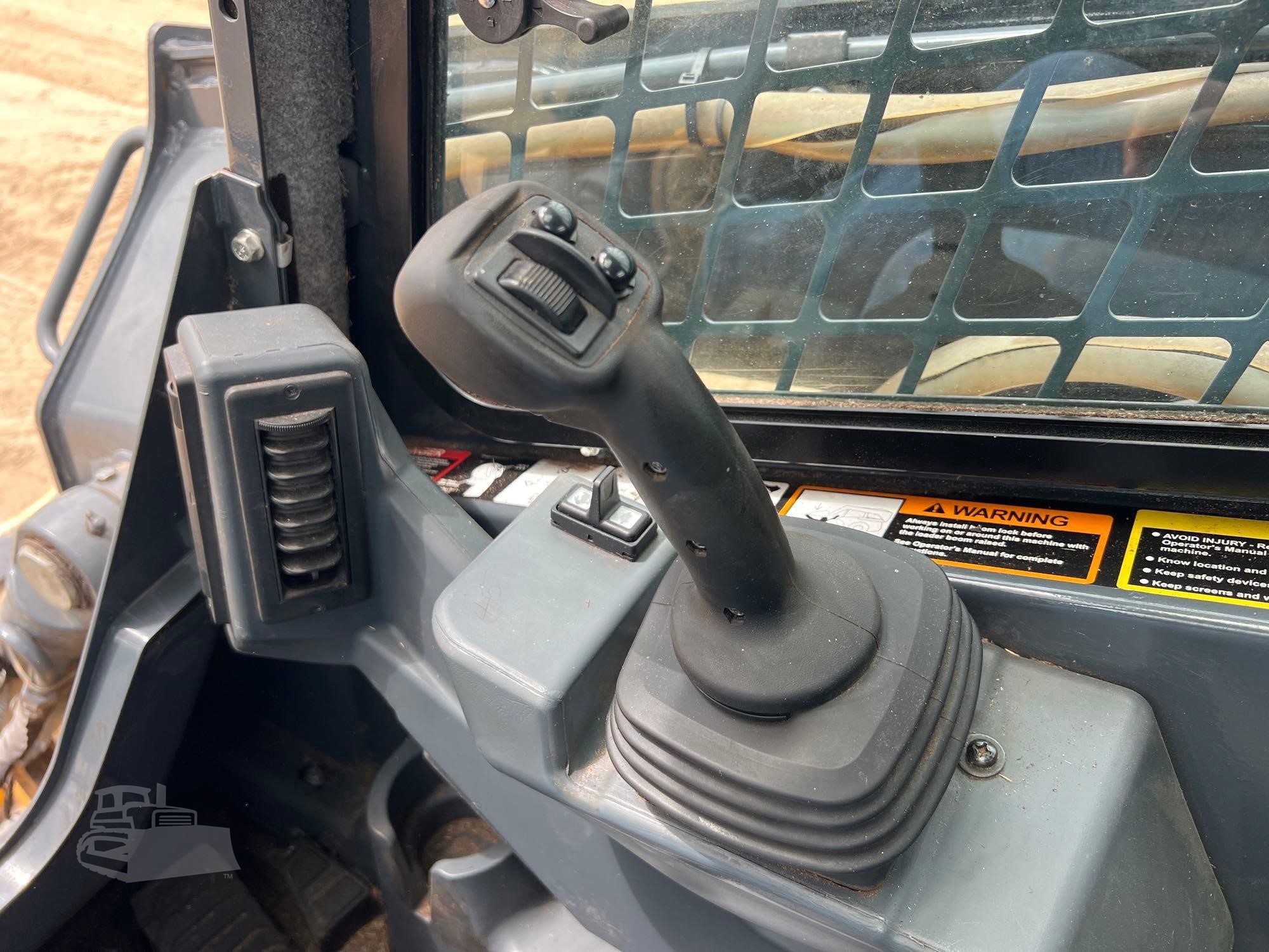 2022 John Deere 333G