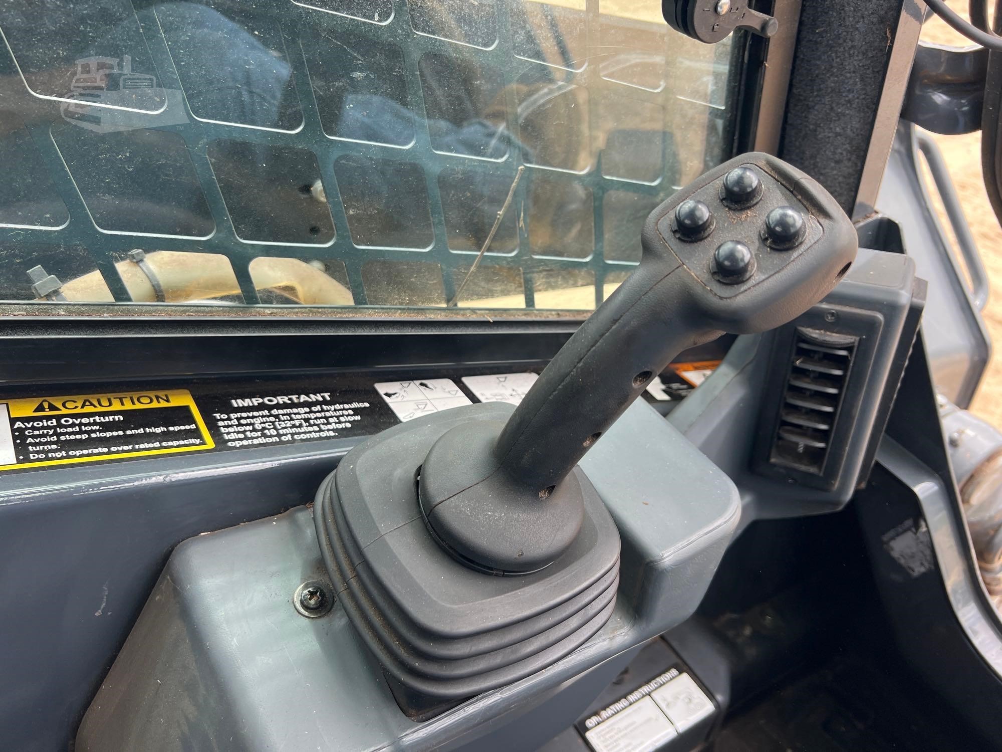 2022 John Deere 333G