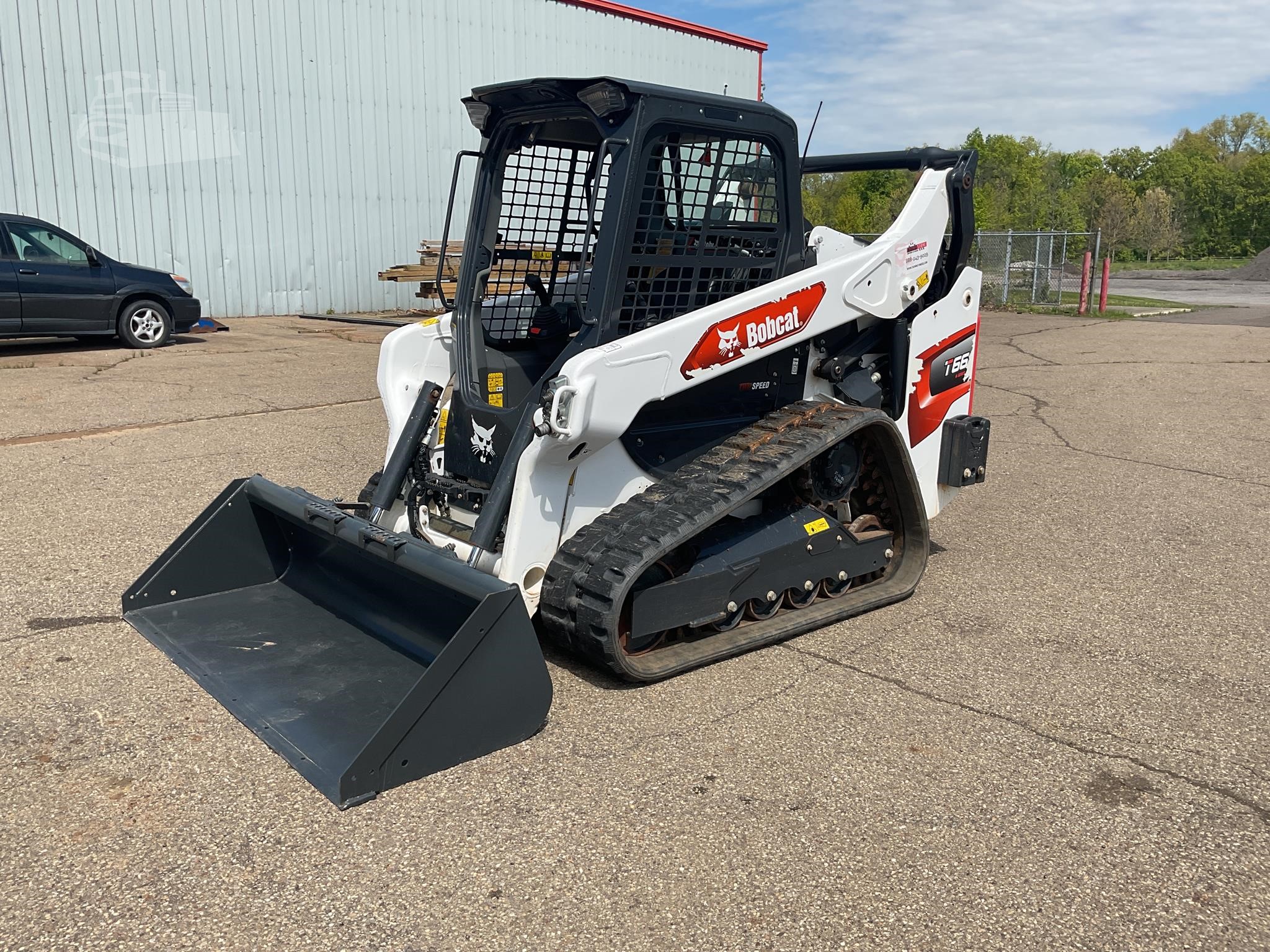 2023 Bobcat T66 alt