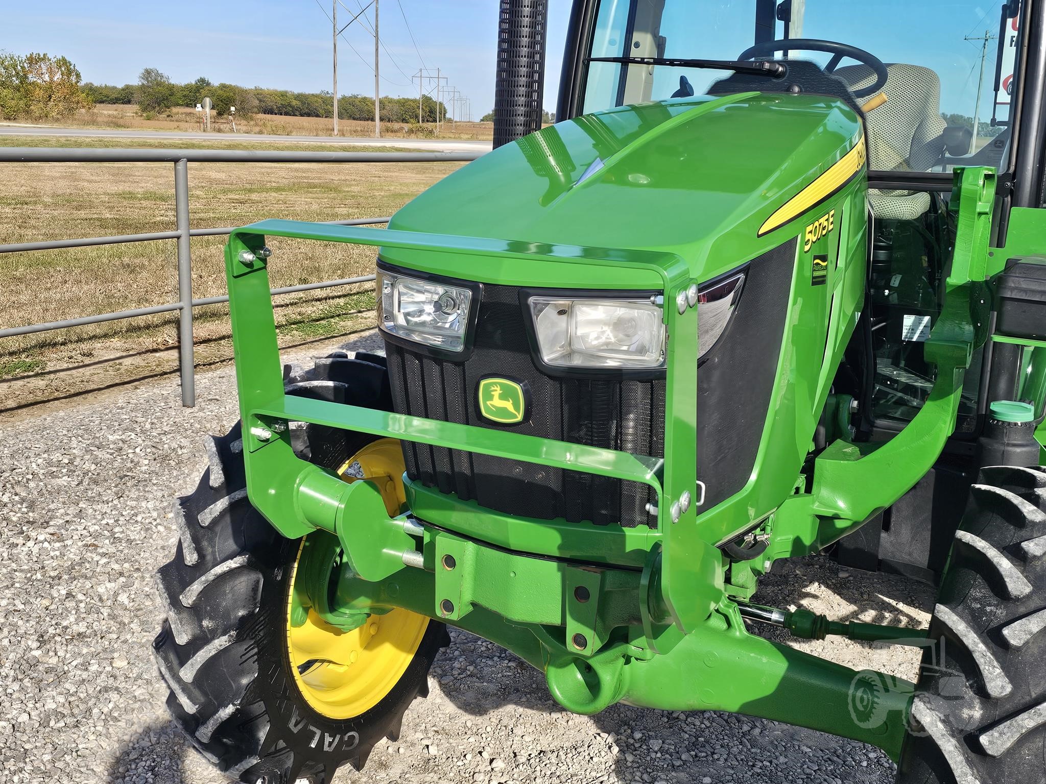 2021 John Deere 5075E