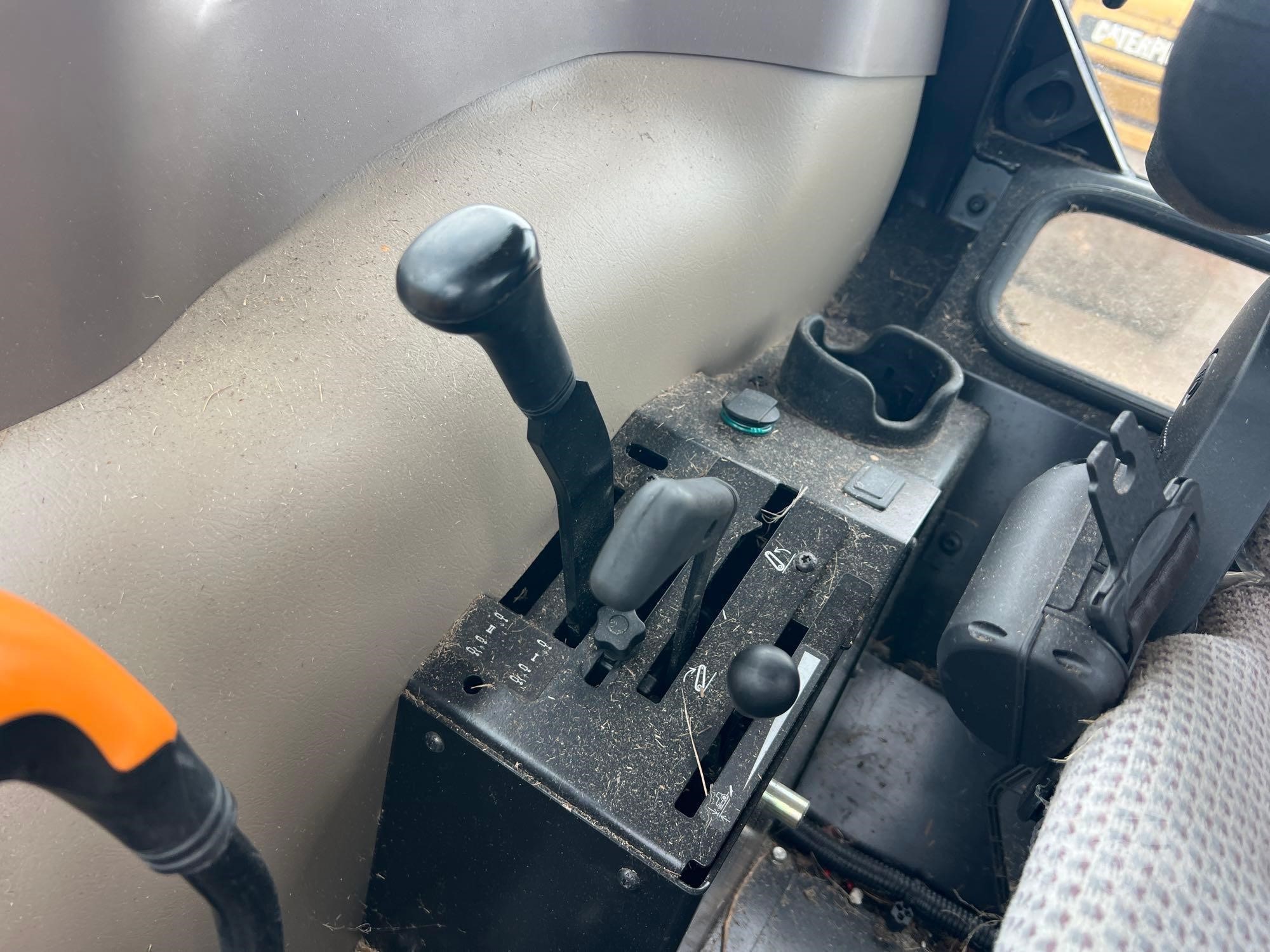 2021 John Deere 5075E