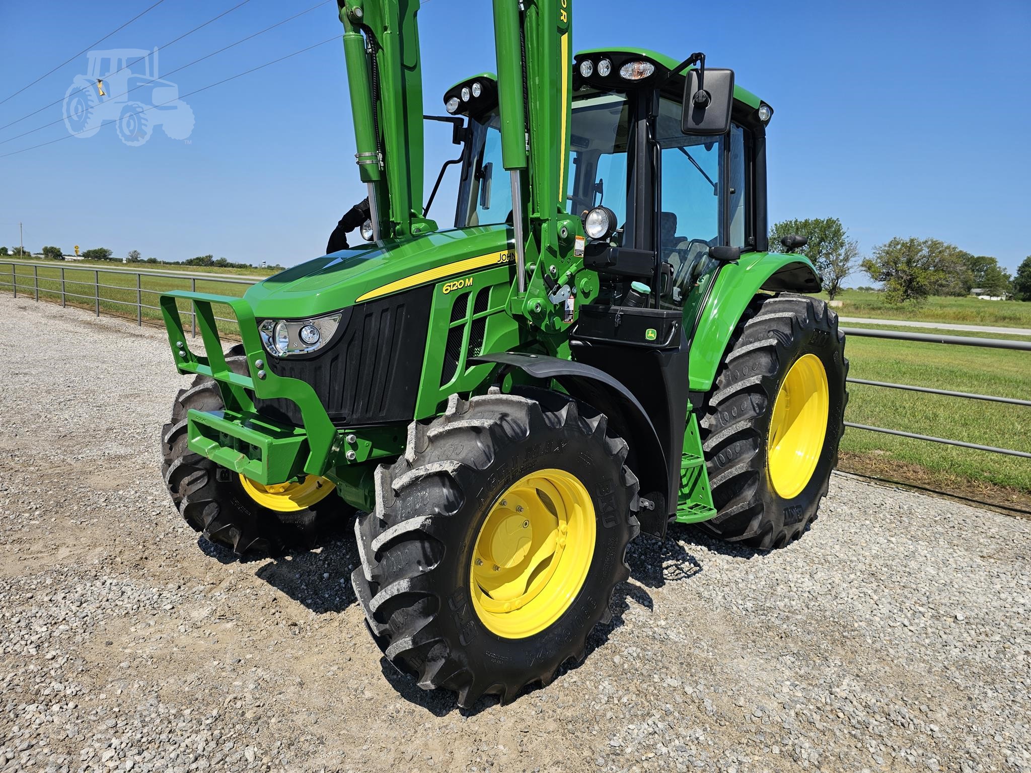 2023 John Deere 6120M